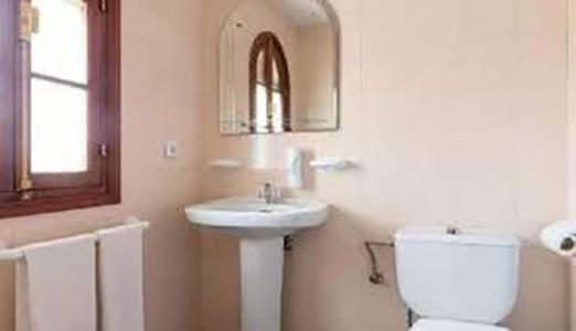 Hostal-Restaurante El Paisano Guadalema de los Quinteros Exteriör bild